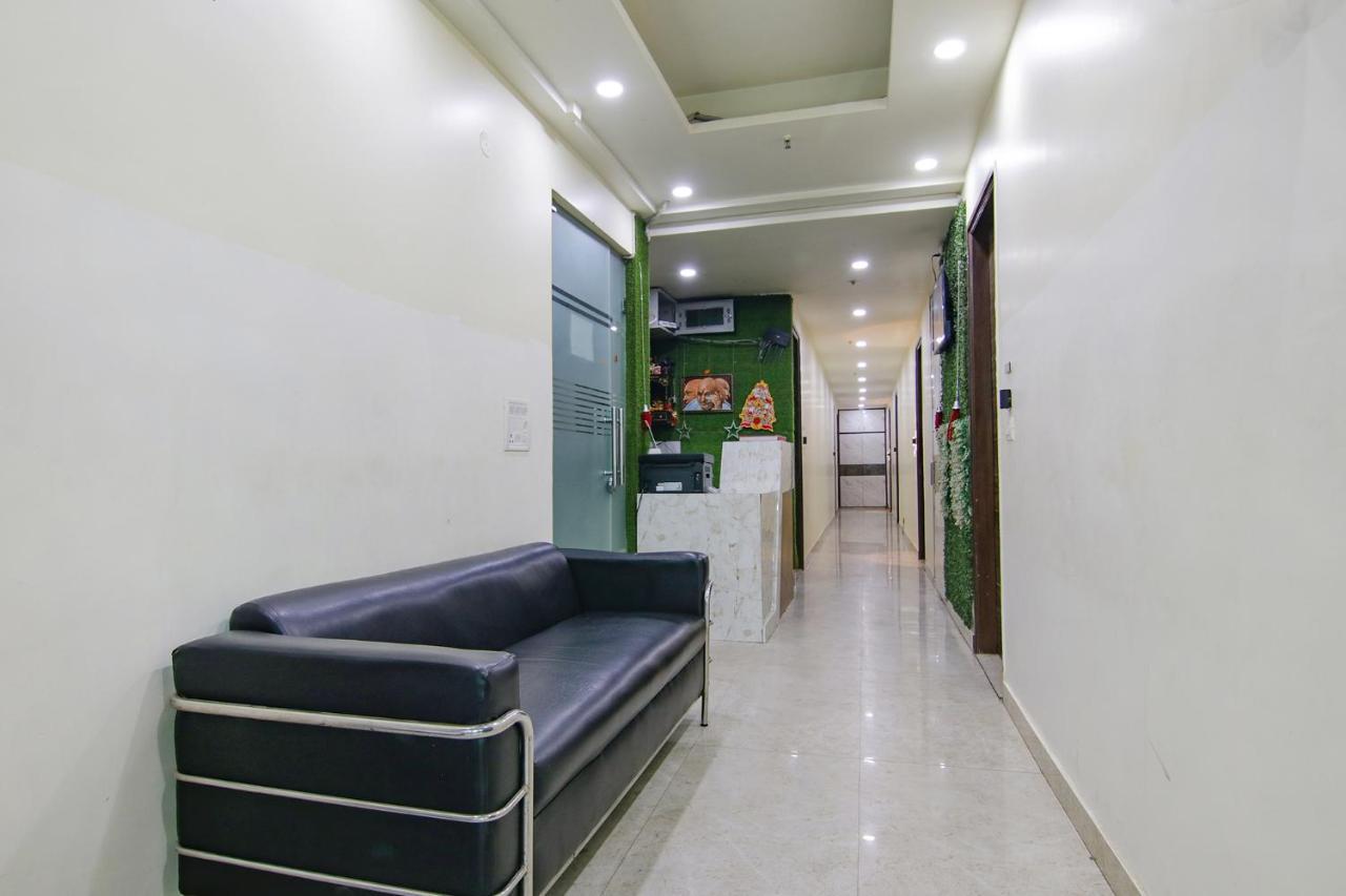 Hotel Fabexpress Waypoint