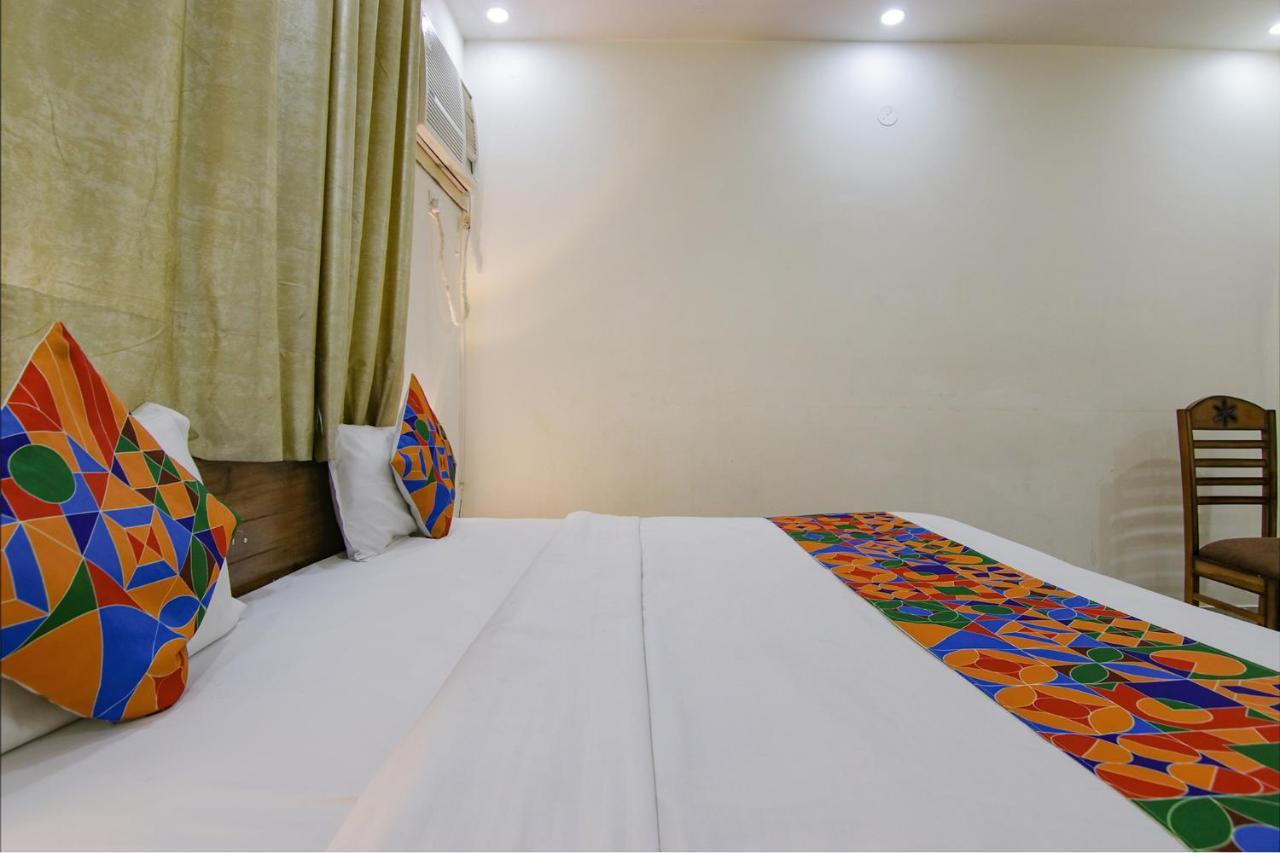 Fabexpress Waypoint Hotel 3*